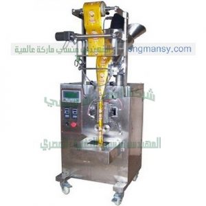 ماكينة تعبئة و تغليف أكياس بودرة الثوم في أكياس ذات لحام سنتر سيلنج